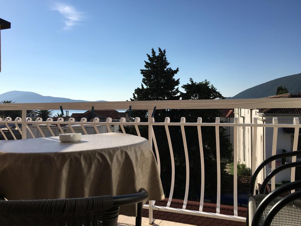 Apartments Upitnik Herceg Novi Exterior foto