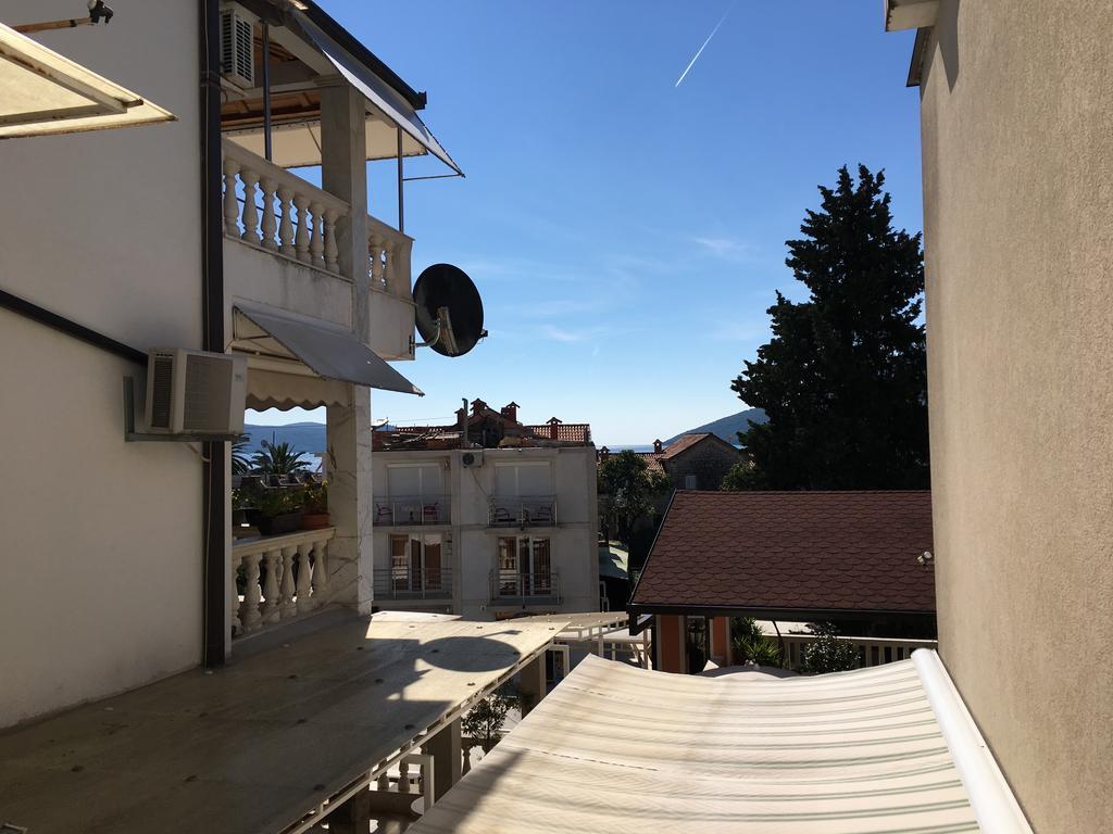 Apartments Upitnik Herceg Novi Exterior foto